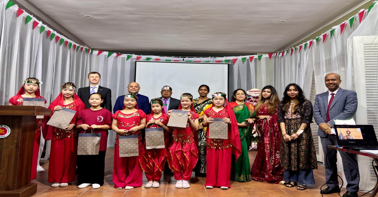 ভিয়েতনামে মহান বিজয়  দিবস ২০২৫  উদযাপন