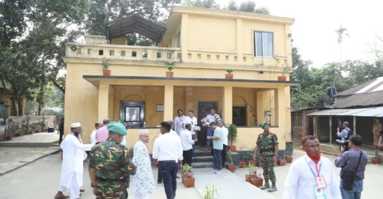 এক ভিটা থেকে তিন রাষ্ট্রনায়ক, উচ্ছ্বাসে ভাসল বাগবাড়ী