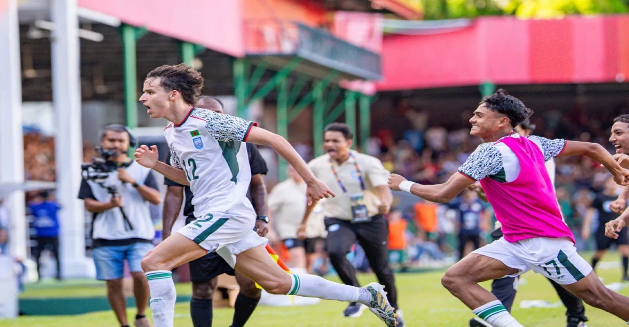 রোনানের জোড়া গোলে পাকিস্তানকে হারিয়ে দারুন শুরু বাংলাদেশের