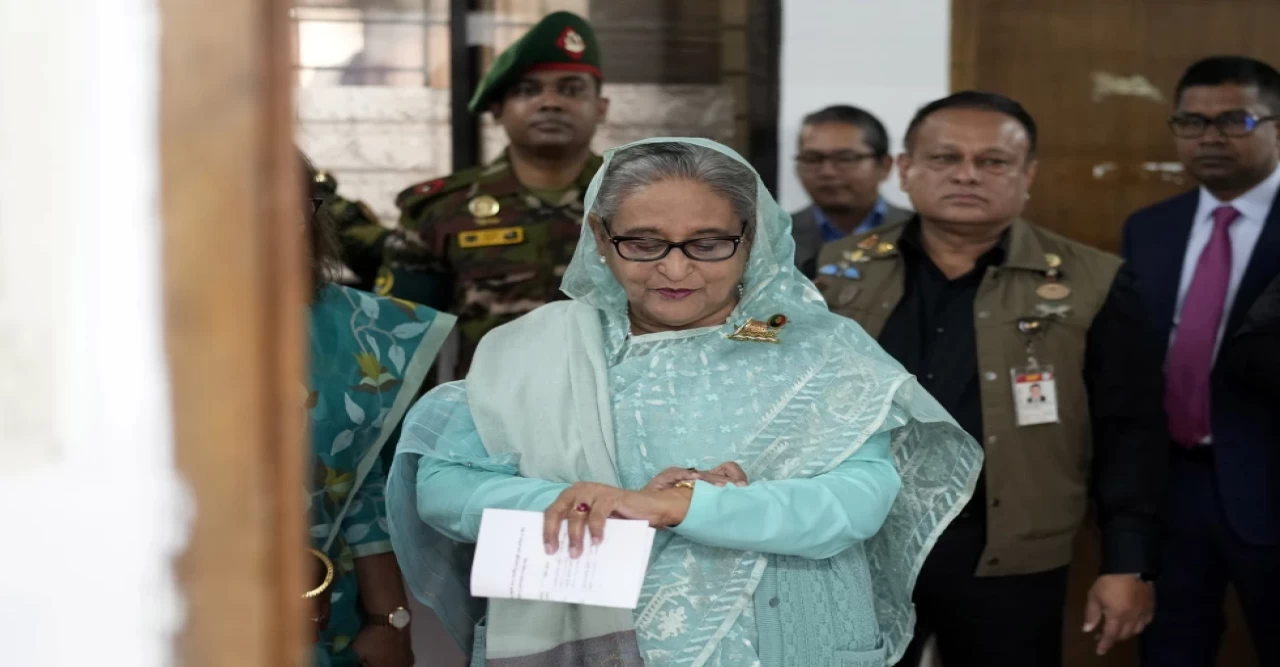 কলকাতার সাংবাদিকের হাসিনা অধ্যায়ের ভয়ংকর মূল্যায়ন