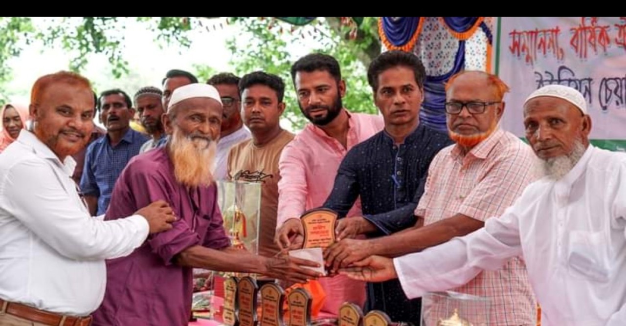 উথলীতে ওয়েভ ফাউন্ডেশনের আয়োজনে পুরষ্কার বিতরণ ও সম্মাননা প্রদান