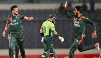 শ্বাসরুদ্ধকর ম্যাচে পাকিস্তানকে হারিয়ে সিরিজ জয় বাংলাদেশের
